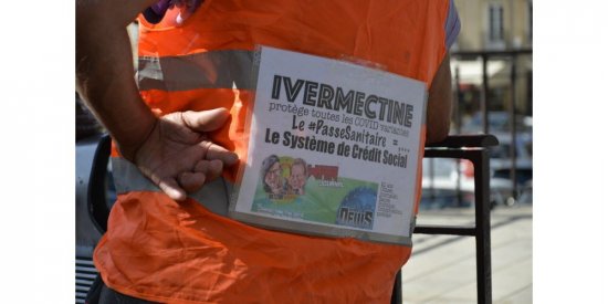 manifestation-anti-pass-du-11-septembre-photo-jsl-michel-garcia-ivermectine.jpeg